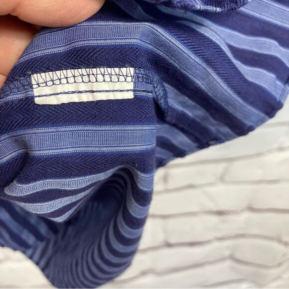 Van Heusen Mens Blue Striped Broadcloth Button Up Long Sleeve Shirt w/Pocket XL - Picture 9 of 10